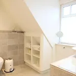 Appartement Berthin-bleeg-str. 1, W6 *