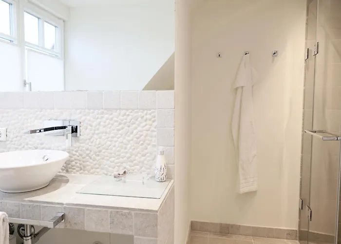 Berthin-bleeg-str. 1, W6 * Wenningstedt-Braderup